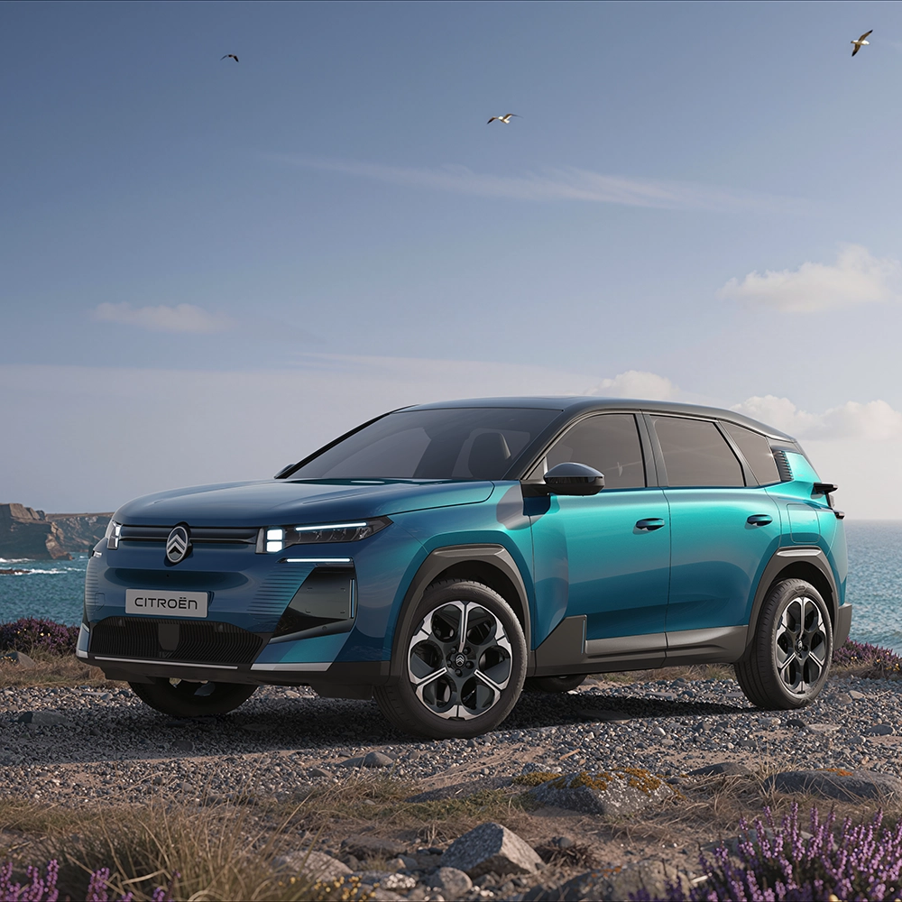 Dreiviertel-Frontansicht C5 Aircross zeigt geräumigen SUV-Komfort, High-Tech-Ausstattung und Premium-modernese Präsenz