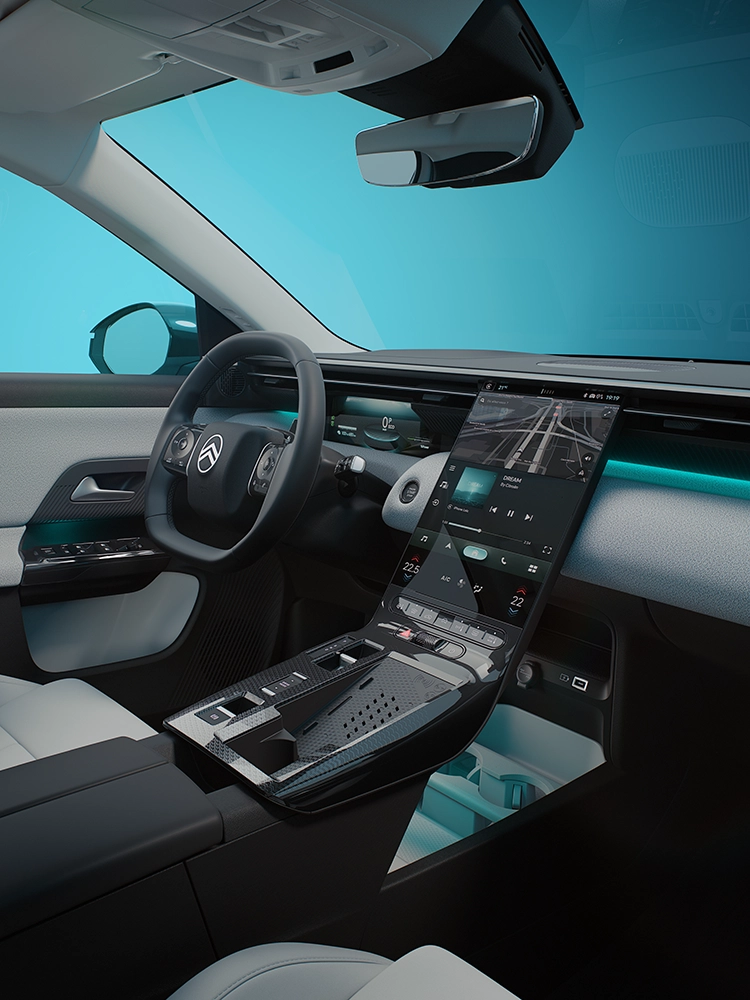 Driver-side interior view Citroën C5 Aircross Emeraude shows C5 Aircross Waterfall screen and cockpit, connected family SUV convenience