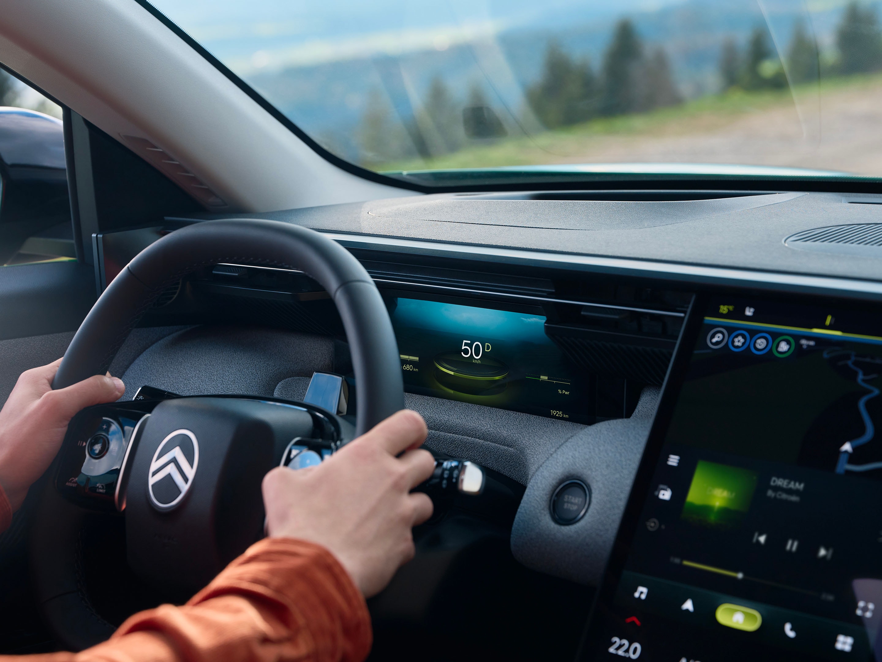 Fahrerperspektive ë-C5 Aircross präsentiert digitale Cockpit-Technologie, Sicherheit, Komfort und Effizienz für ein Premium-intuitives Fahrerlebnis